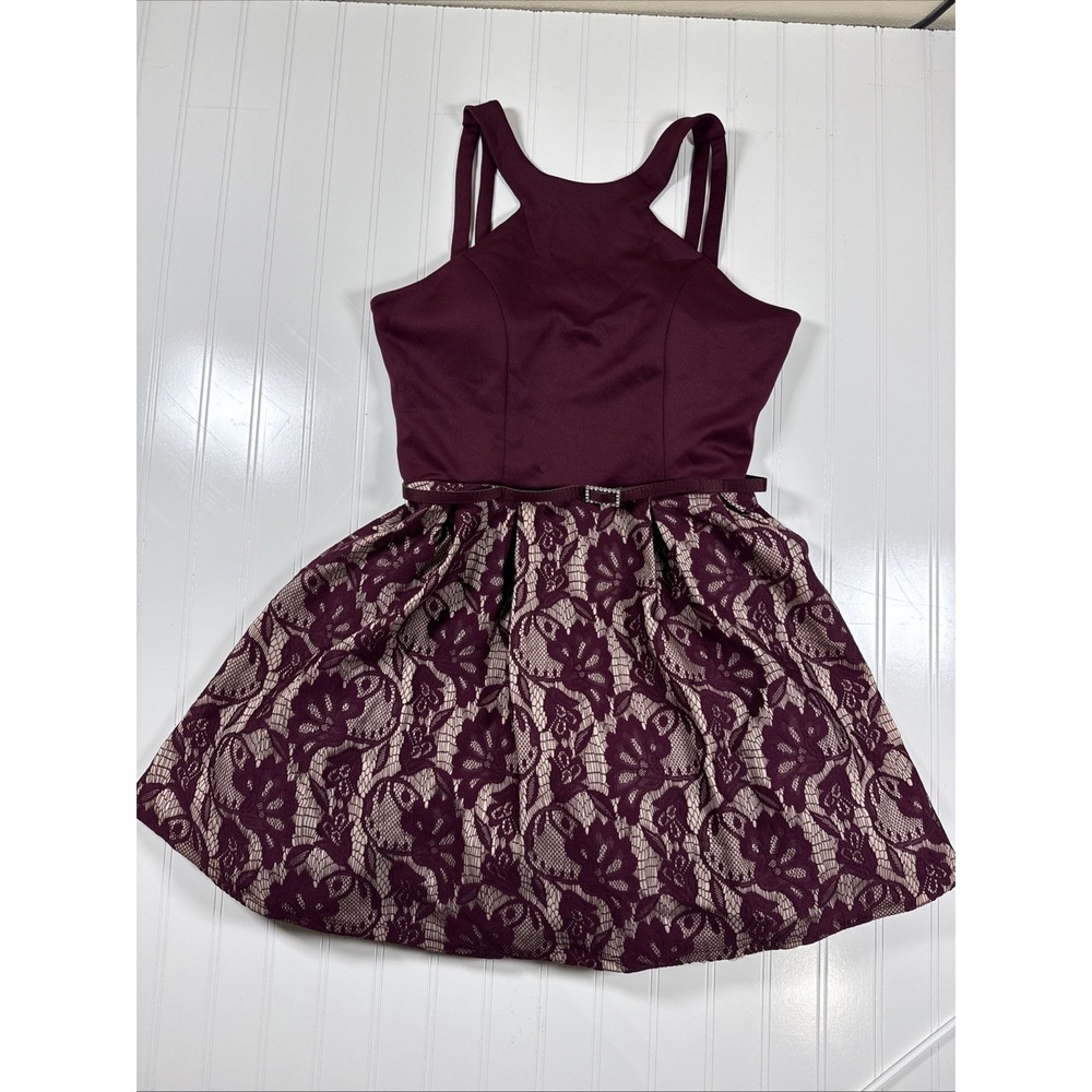 Crystal Doll Juniors Size 7 Dress Plum Maroon‎ Beige Lace Effect Sleeveless Nice